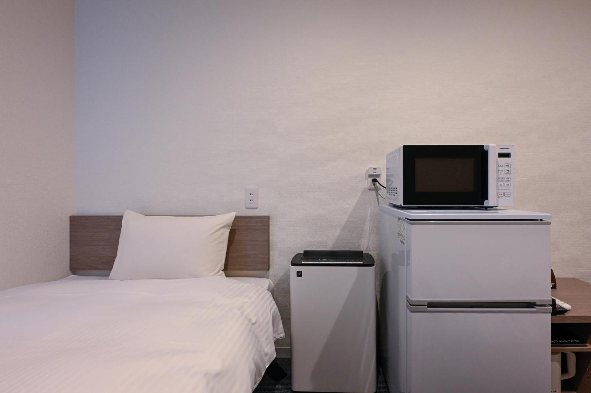 Hotel R9 The Yard Ashikagaekinishi Buitenkant foto